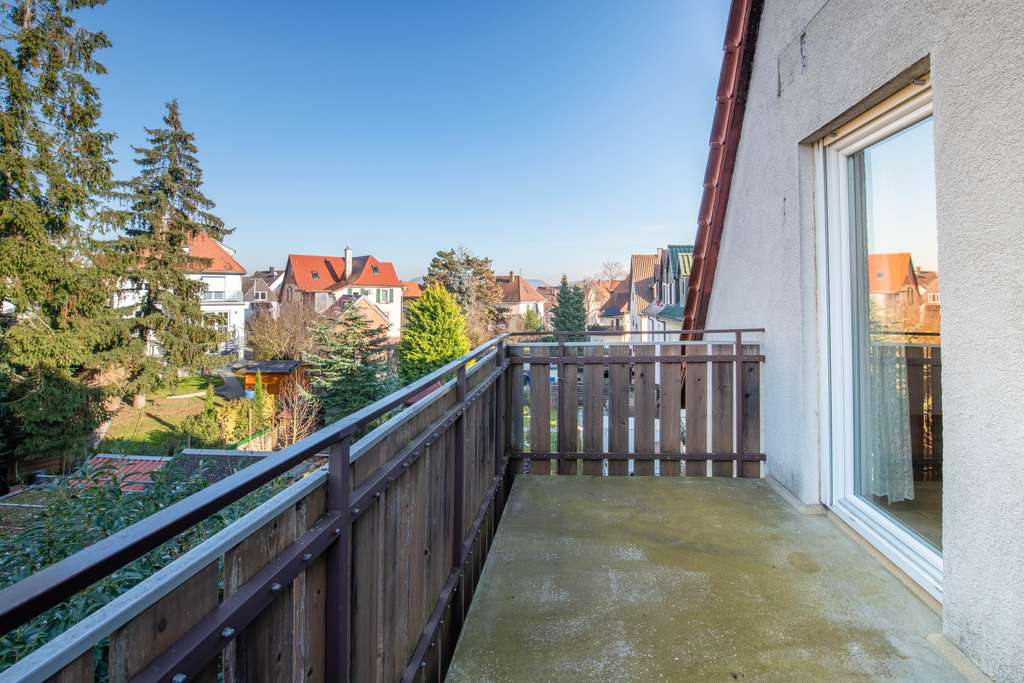 Immobilie in Heilbronn - !!! Auch für Kapitalanleger: 121m² / 4,5 Zi. / 2 Bäder / EBK / Balkon / Gartennutzung / Garage !!! - Bild 2