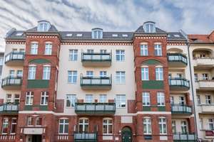 Investieren im beliebten Friedenau: Helle 2-Zimmer-Wohnung im ruhigen Gartenhaus I provisionsfrei – Schmiljanstraße 8, 12161 Friedenau, Berlin – Vorschaubild 1