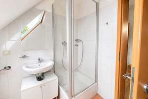 Bremen - Horn-Lehe |Gemütliche Dachgeschosswohnung im Altbremer Hausstil – Leher Heerstraße 219, 28357 Lehesterdeich, Bremen – Vorschaubild 6