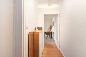 AIGNER - Rarität in Bestlage: Charmante Erbpacht-Dachgeschosswohnung am Nymphenburger Schlosskanal – Die vollständige Adresse der Immobilie erhältst du vom Anbieter., 80638 Nymphenburg, München – Vorschaubild 2