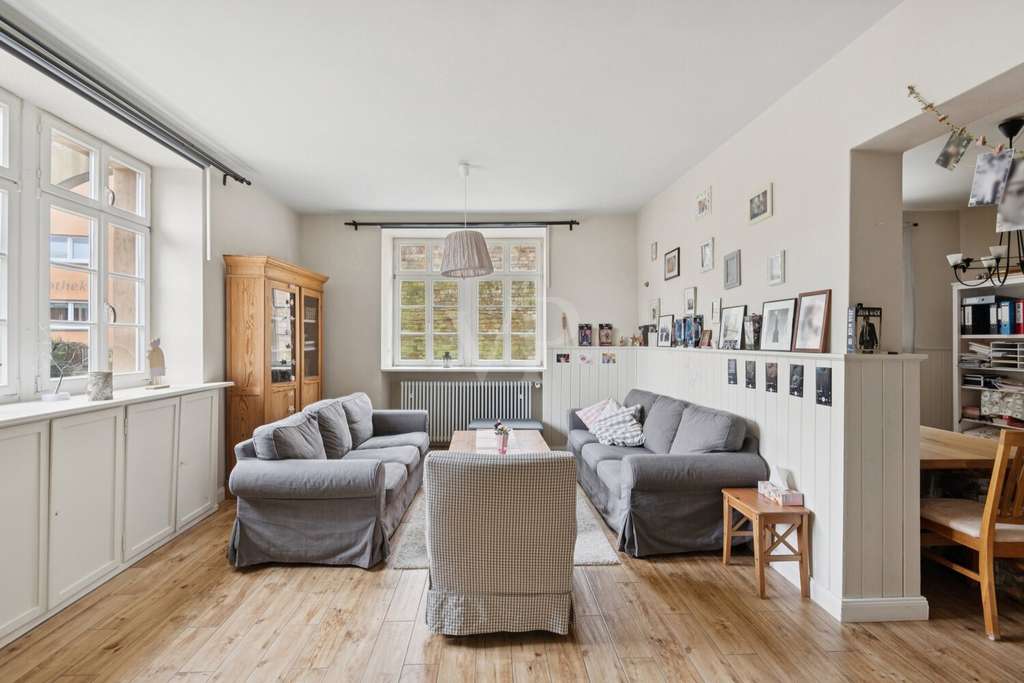 Immobilie in Stein-Bockenheim - Saniertes, ehemaliges Pfarrhaus mit Alleinstellungsmerkmal! - Bild 1