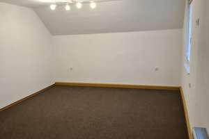 Wohnhaus und Garage im Stadtzentrum, mit großer Sonnenterrasse in ruhiger Lage! – Die vollständige Adresse der Immobilie erhältst du vom Anbieter., 93449 Waldmünchen – Vorschaubild 14