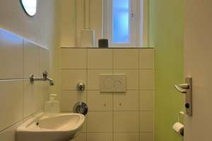 Zeitlose Eleganz im Stuttgarter Westen – stilvolle Altbauwohnung mit Wertpotenzial – Die vollständige Adresse der Immobilie erhältst du vom Anbieter., 70197 Vogelsang, Stuttgart – Vorschaubild 8