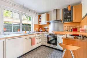 Traumhafte Doppelhaushälfte mit uneinsehbarem Garten, Kamin & Sauna – Die vollständige Adresse der Immobilie erhältst du vom Anbieter., 85579 Neubiberg – Vorschaubild 7