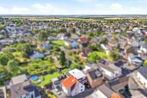 Modernisierte Doppelhaushälfte mit Garage, Terrasse, Balkon und viel Wohnkomfort in Wormersdorf – Die vollständige Adresse der Immobilie erhältst du vom Anbieter., 53359 Rheinbach – Vorschaubild 7