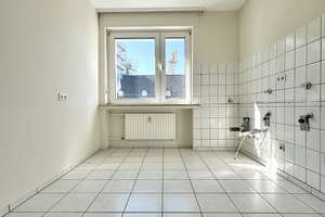 Helle 2-Zimmer Wohnung im Herzen von Hagen mit Aufzug! – Elberfelderstraße 22, 58095 Mittelstadt, Hagen – Vorschaubild 2