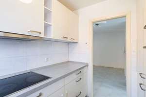 Renovierte 3,5-Zi.-Whg mit Balkon & TG-Stellplatz im Herzen Schwaigerns - 200 m zum Bahnhof – 74193 Schwaigern – Vorschaubild 9