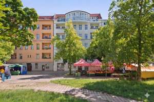 Altbauwohnung am Karl-August-Platz – Die vollständige Adresse der Immobilie erhältst du vom Anbieter., 10625 Charlottenburg, Berlin – Vorschaubild 1