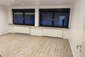 Kernsaniertes (2023) Appartment 3.OG,   Fernwärme, lichtdurchflutet, LED-Strahler, Rheinhausen – Hochemmericher Straße 64, 47226 Hochemmerich, Duisburg – Vorschaubild 1