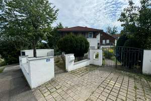 Freistehendes charmantes Häuschen mit 2 Terrassen und Garten – Dachenhäuserweg 46, 71101 Schönaich – Vorschaubild 1