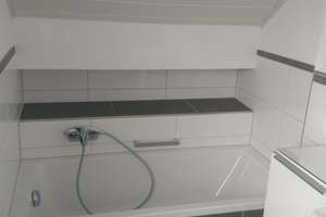 EINZIEHEN UND WOHLFÜHLEN !! Sehr schöne und großzügige 3,5 Zimmer DG-Wohnung – Die vollständige Adresse der Immobilie erhältst du vom Anbieter., 72537 Mehrstetten – Vorschaubild 4