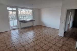 3 Zimmer Wohnung mit 2 Balkonen in ruhiger Lage – Ümminger Str. 67, 44892 Langendreer/Alter Bahnhof, Bochum – Vorschaubild 2