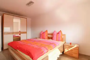 Bezugsfertige 3-Zimmer-Wohnung mit 2 Balkonen  und sagenhaftem Blick über Ingolstadt – Ingolstadt – Vorschaubild 8