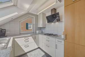 Moderne, lichtdurchflutete 3 Zimmer DG-Wohnung mit großem Süd-Ost-Balkon und Garage – Die vollständige Adresse der Immobilie erhältst du vom Anbieter., 70599 Schönberg, Stuttgart – Vorschaubild 5
