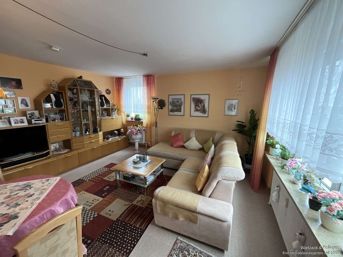 Immobilie in Schwabach - Vermietete 3-Zimmer-Wohnung 
mit Balkon und Garage 
inkl. Traumblick auf Schwabach - Bild 0