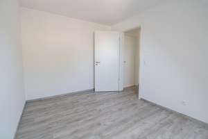 Schönes Reihenmittelhaus mit sonniger Terrasse in Krusenbusch! – Die vollständige Adresse der Immobilie erhältst du vom Anbieter., 26135 Tweelbäke, Oldenburg (Oldenburg) – Vorschaubild 12