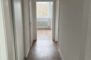 Schön geschnittene 3-Zimmer-Wohnung// 4.OG rechts – Am Finkenhaus 3, 38444 Detmerode, Wolfsburg – Vorschaubild 9