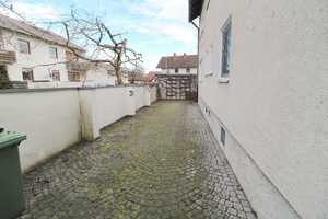 Zweifamilienhaus mit 3 Garagen in Essenbach/Landshut - Zum selbst darin Wohnen oder als Investment! – Landshut (Kreis) – Vorschaubild 15