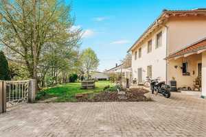 Einzigartig & Energieeffizient!
Einfamilienhaus mit Praxis und idyllischem Garten in ruhiger Lage! – Straubing-Bogen (Kreis) – Vorschaubild 3
