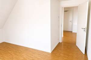 Lichtdurchflutete 3-Zimmer-Wohnung mit Balkon und Fußbodenheizung – Wachtelweg 29, 81925 Waldtrudering, München – Vorschaubild 9