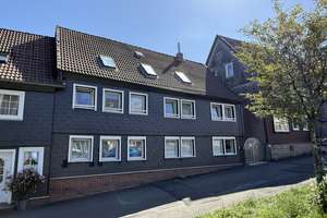 Zentrumsnahes Zweifamilienhaus  mit ca. 235 m²  Wohnfläche und 444 m²  Grundstück – Die vollständige Adresse der Immobilie erhältst du vom Anbieter., 38678 Clausthal-Zellerfeld – Vorschaubild 3
