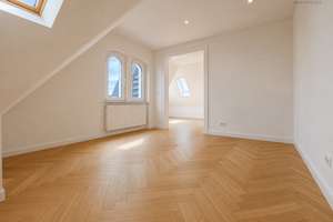 Sanierungsobjekt mit Potenzial – 2,5-Zimmer-Dachgeschosswohnung im Jugendstilhaus – Die vollständige Adresse der Immobilie erhältst du vom Anbieter., 70191 Nordbahnhof, Stuttgart – Vorschaubild 13