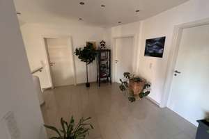 Einfamilienhaus mit uneinsehbarem Eckgrundstück in Ingolstadt-Gerolfing – Die vollständige Adresse der Immobilie erhältst du vom Anbieter., 85049 West, Ingolstadt – Vorschaubild 24