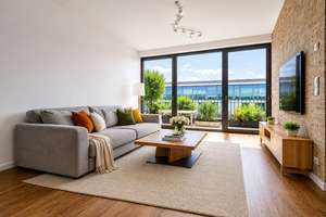 Bezugsfrei: 2-Zimmer-Penthouse mit Balkon im Samariterviertel – Die vollständige Adresse der Immobilie erhältst du vom Anbieter., 10247 Friedrichshain, Berlin – Vorschaubild 1