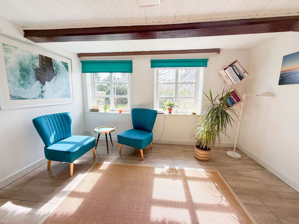 Immobilie in Ottenbüttel - Traumhaftes Bauernhaus mit Reet - modernisiert - Bild 4