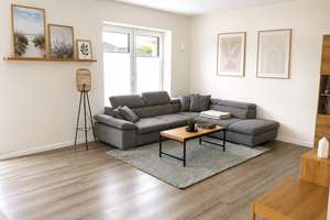 Moderne Doppelhaushälfte mit Garten, Dachstudio und hochwertiger Einbauküche in Wees – Marrensmoor 10a, 24999 Wees – Vorschaubild 3