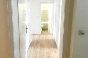 ++ Renovierte, helle 2-Zimmer Wohnung mit Süd-Balkon und Stellplatz! – Beuthener Str. 8, 65191 Wiesbaden – Vorschaubild 1