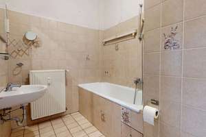 Property thumbnail 9