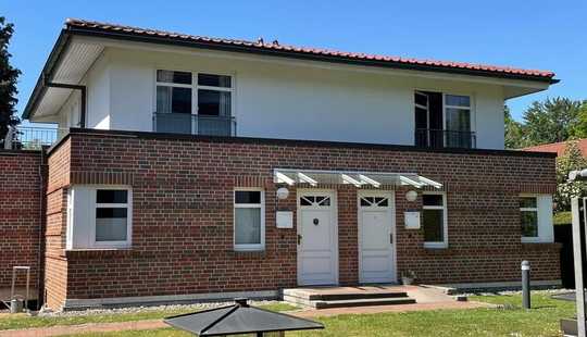 Bild von "Schöner Wohnen" Doppelhaushälfte im toskanischen Baustil.
Für den Käufer provisionsfrei!