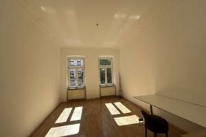 Ab sofort helle 3-Zimmer-Wohnung mit großem Balkon und Weitblick ins Grüne. Provisionsfreie – Wiederitzscher Straße 21, 4155 Gohlis-Süd, Leipzig – Vorschaubild 3