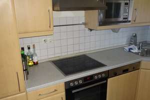 Helle freundliche Hochparterre-Wohnung mit drei Zimmern sowie Balkon und Einbauküche in Moosach. – Triebstraße 10, 80993 Alt-Moosach, München – Vorschaubild 12