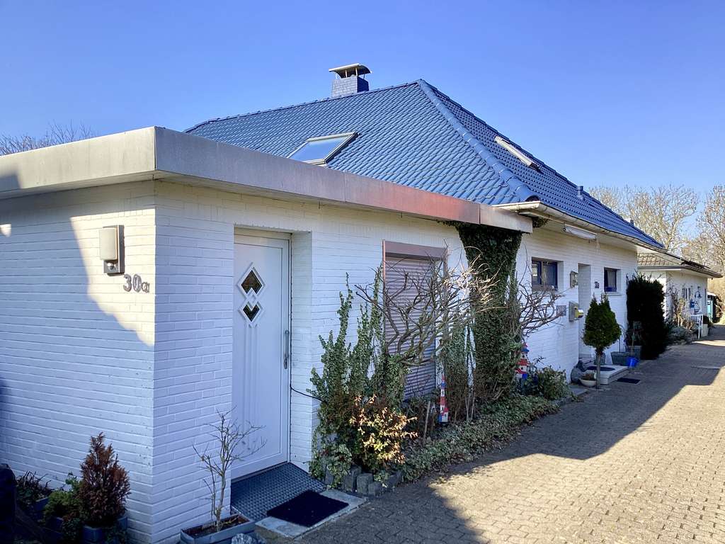 Immobilie in Cuxhaven - Wohnen, vermieten oder beides? Ihre Wahl! - Bild 1