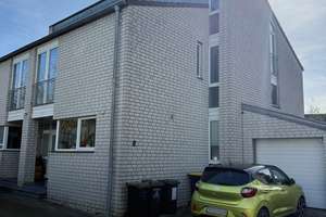 Gepflegtes Reihenmittelhaus mit 5 Zimmern in Alsdorf/Mariadorf – Im Blumenfeld 2, 52477 Alsdorf – Vorschaubild 1