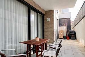 Stuttgart-West: Moderne 2,5-Zi.-Wohnung mit Terrasse, kleiner Garten & TG – Die vollständige Adresse der Immobilie erhältst du vom Anbieter., 70176 Rosenberg, Stuttgart – Vorschaubild 11