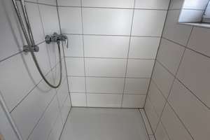 Gepflegte 1 Zi .-Wohnung im DG mit Küchenzeile und Kellerraum in 70469 Stgt.-Feuerbach, WM: 455€ – Feuerbacher Talstr. 59, 70469 Feuerbacher Tal, Stuttgart – Vorschaubild 29