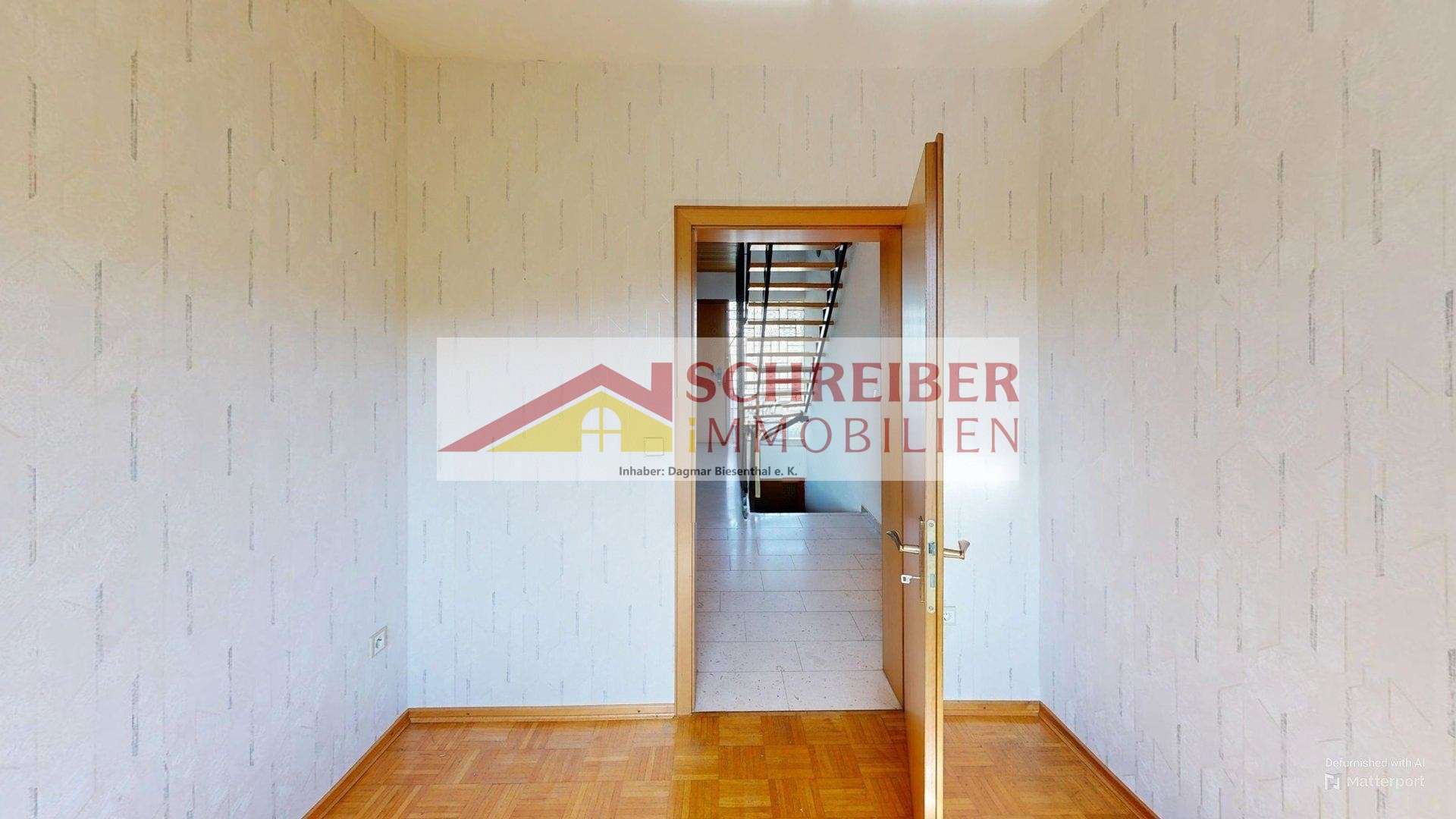 Immobilie in Bad Laasphe - Gepflegtes, großzügiges Einfamilienhaus in Bad Laasphe - Niederlaasphe zu verkaufen - Bild 3