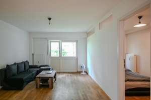AIGNER -  Saniert und bezugsfrei: Perfekt geschnittene Erdgeschosswohnung in ruhiger Innenhoflage – Die vollständige Adresse der Immobilie erhältst du vom Anbieter., 80796 Am Luitpoldpark, München – Vorschaubild 2