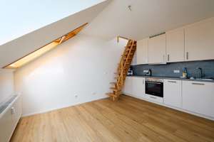 Wohnkomfort über den Dächern – Dachgeschosswohnung mit Galerie und Balkon – Die vollständige Adresse der Immobilie erhältst du vom Anbieter., 71336 Waiblingen – Vorschaubild 4