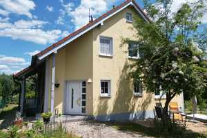 Nachhaltig wohnen: Massivhaus mit PV-Anlage, Wärmepumpe & Lüftungsanlage (Klasse A) – Bayreuth (Kreis) – Vorschaubild 2
