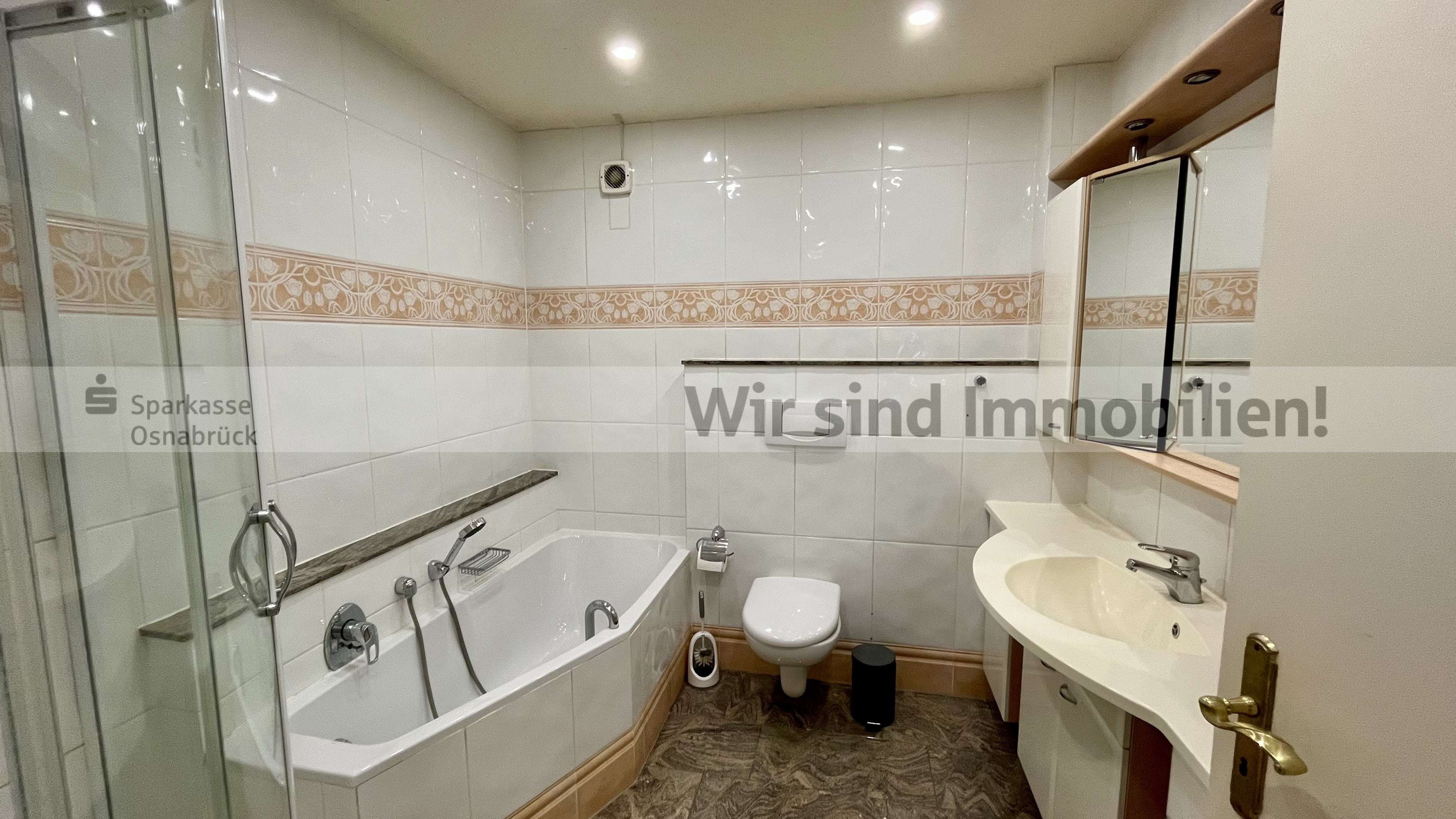 Immobilie in Wallenhorst - Balkon, Keller, Garage und Sitzecke im Garten - Bild 1