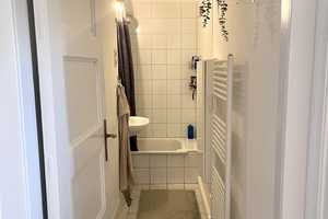 Wunderschöne & helle 3-Zimmer Wohnung mit Balkon – Düsseldorf – Vorschaubild 9