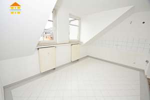 Moderne Dachgeschosswohnung mit Aufzug und guter Raumaufteilung! – Gießerstraße 31, 9130 Sonnenberg, Chemnitz – Vorschaubild 8