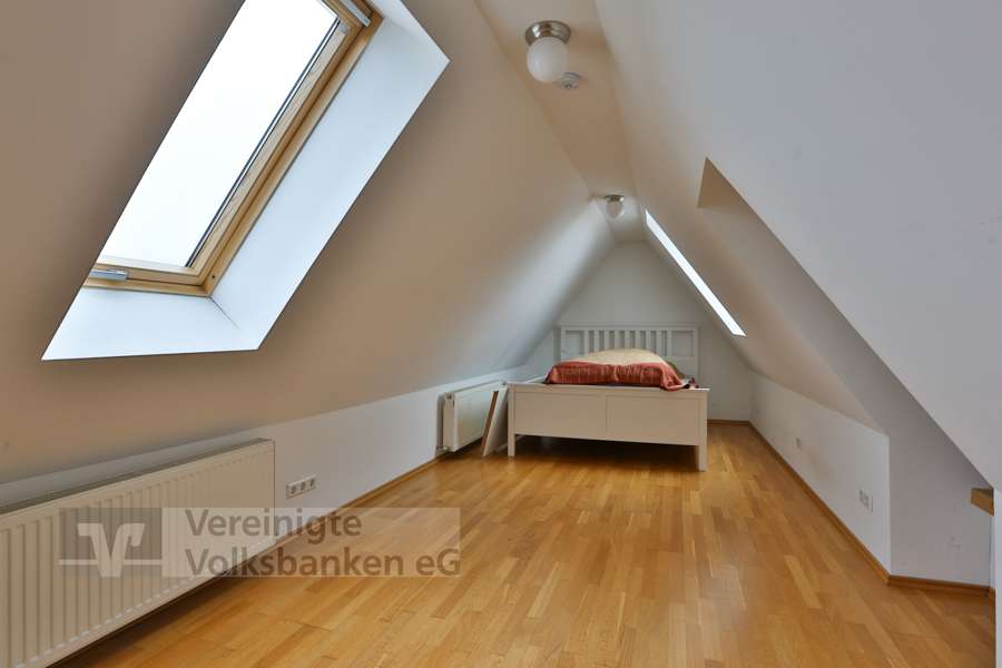 Immobilie in Gäufelden - Charmantes Einfamilienhaus mit vermieteter Einliegerwohnung - Willkommen in Ihrer neuen Immobilie - Bild 0