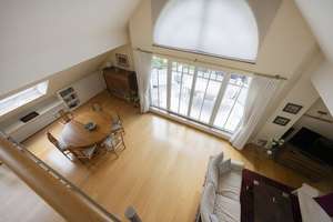 Ruhige 4-Zimmer-DG-Wohnung mit 2 Bädern, 2 Balkonen + Galerie in Waldtrudering – Die vollständige Adresse der Immobilie erhältst du vom Anbieter., 81827 Waldtrudering, München – Vorschaubild 5