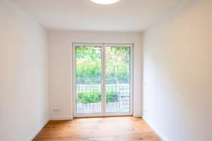 Neubau-Maisonette mit Garten in Lichterfelde West: Erstbezug mit zwei Terrassen & Erdwärme – Adolf-Martens-Straße 12A, 12205 Lichterfelde, Berlin – Vorschaubild 8