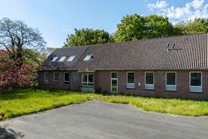 Sanierungsbedürftige Schule mit genehmigten Bauvorhaben für Umbau oder Abriss. Obj. 8534 – Die vollständige Adresse der Immobilie erhältst du vom Anbieter., 26969 Butjadingen – Vorschaubild 9